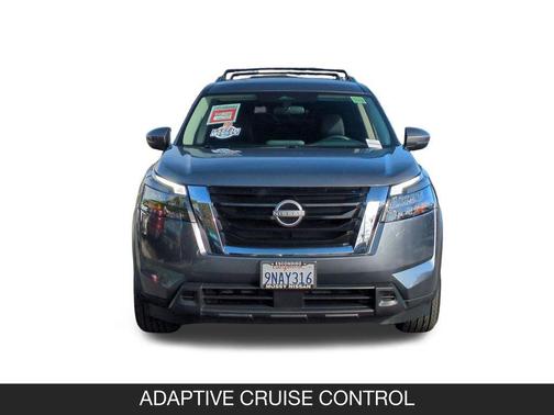 Gun Metallic 2024 Nissan Pathfinder SV FWD