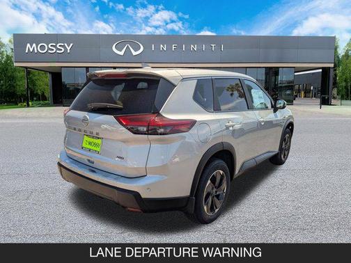 2025 Nissan Rogue SV