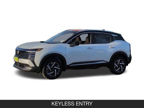 Aspen White Tricoat/Super Black 2026 Nissan Kicks SV