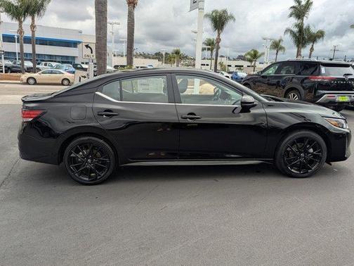 2025 Nissan Sentra SR
