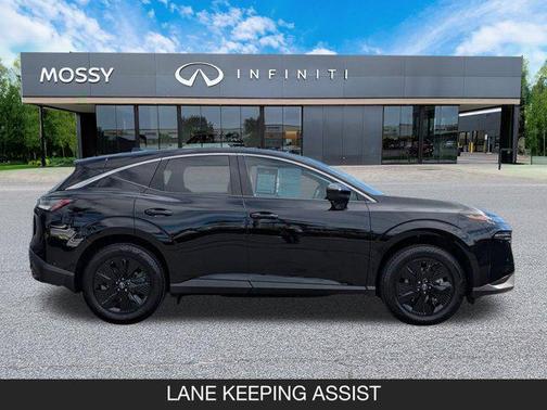 2025 Nissan Murano SV