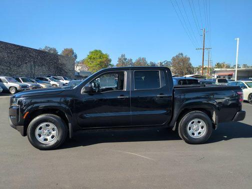 2022 Nissan Frontier S