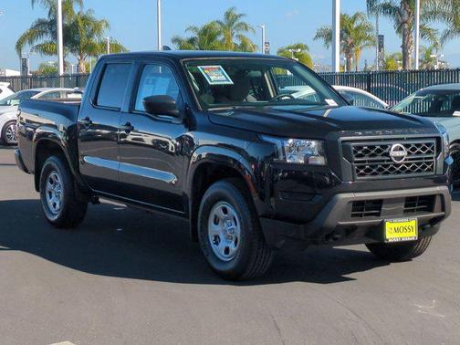 2022 Nissan Frontier S