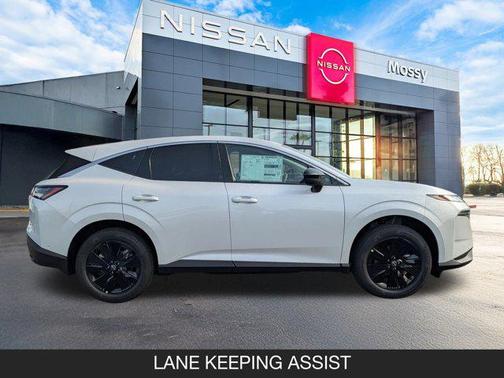 2025 Nissan Murano SV