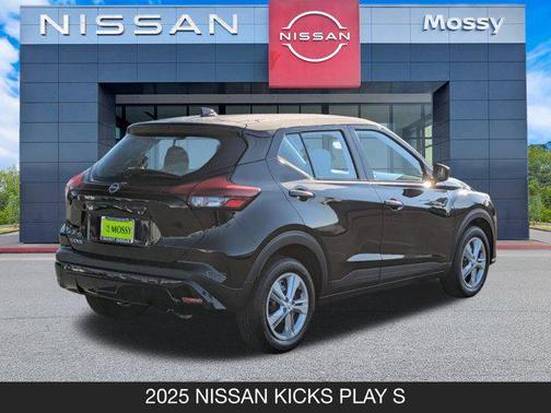 2025 Nissan Kicks S