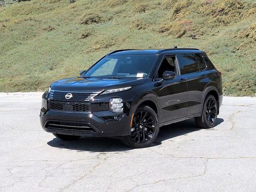 Cosmic Black 2026 Nissan Rogue Platinum