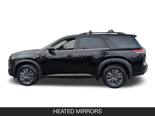 Super Black 2026 Nissan Pathfinder SV