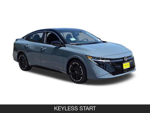 Atlantic Gray Metallic/Super Black 2027 Nissan Sentra SR