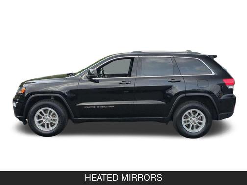Diamond Black Crystal Pearlcoat 2019 Jeep Grand Cherokee Laredo