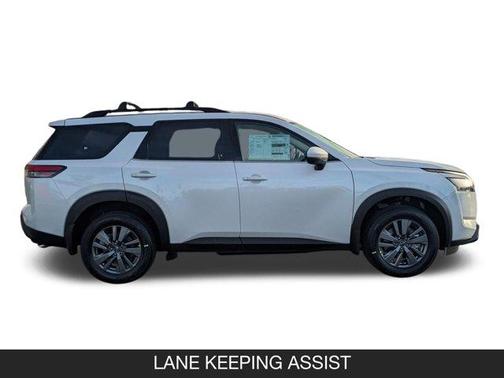 2025 Nissan Pathfinder SV FWD