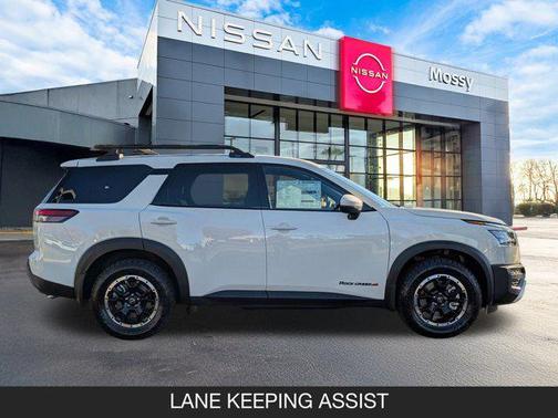 2025 Nissan Pathfinder Rock Creek 4WD