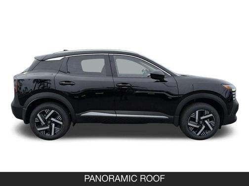 Super Black 2026 Nissan Kicks SV