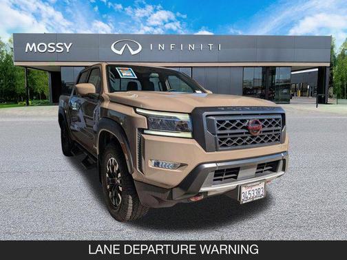 2023 Nissan Frontier PRO-X