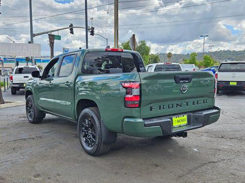 2026 Nissan Frontier SV