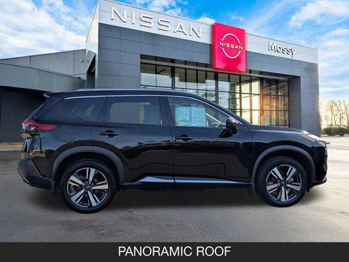 2022 Nissan Rogue SL