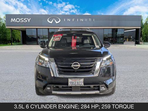 2022 Nissan Pathfinder SL 2WD