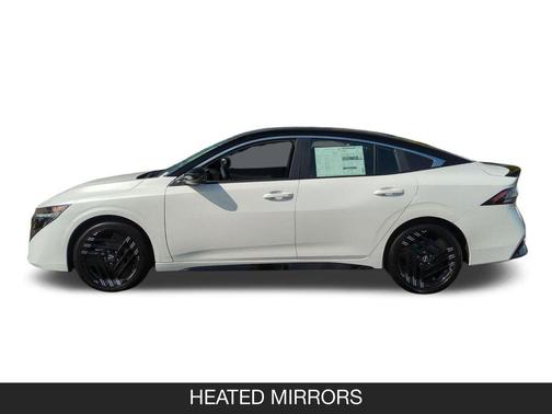 Aspen White Tricoat/Super Black 2026 Nissan Sentra SR