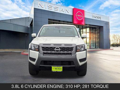 2025 Nissan Frontier SV