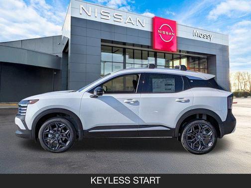 2026 Nissan Kicks SR