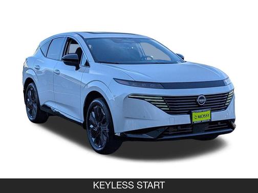 Everest White Pearl Tricoat 2026 Nissan Murano Platinum