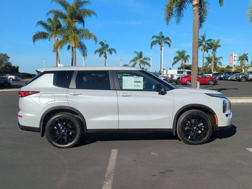 2026 Nissan Rogue SL