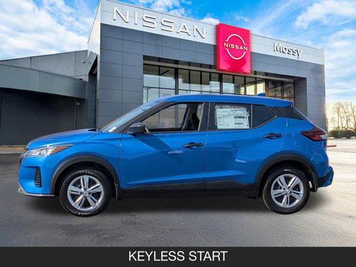 2025 Nissan Kicks S