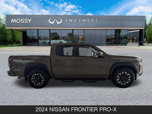 2024 Nissan Frontier PRO-X