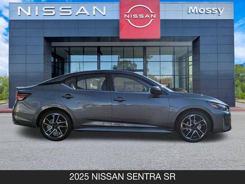 2025 Nissan Sentra SR