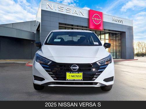 2025 Nissan Versa 1.6 S