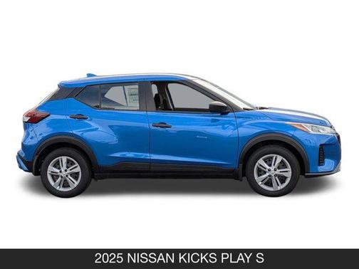 2025 Nissan Kicks S