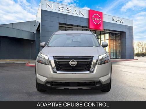 2025 Nissan Pathfinder SV FWD