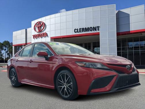 2023 Toyota Camry SE