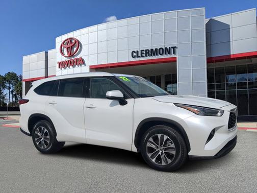 2022 Toyota Highlander XLE