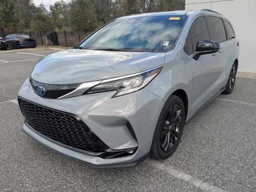 2023 Toyota Sienna XSE