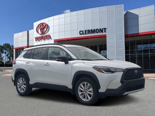 2025 Toyota Corolla Cross LE