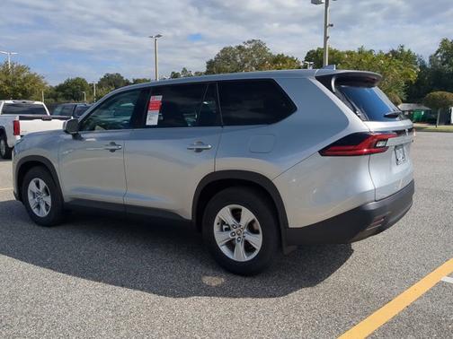 2026 Toyota Grand Highlander LE