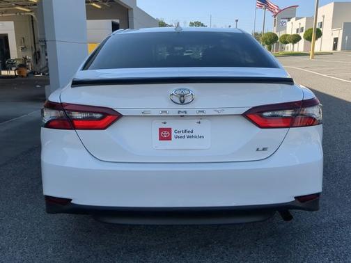 Ice 2024 Toyota Camry LE