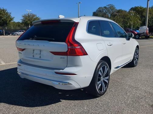2022 Volvo XC60 Inscription