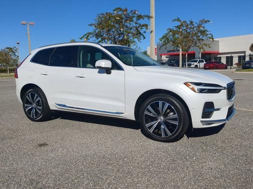 2022 Volvo XC60 Inscription