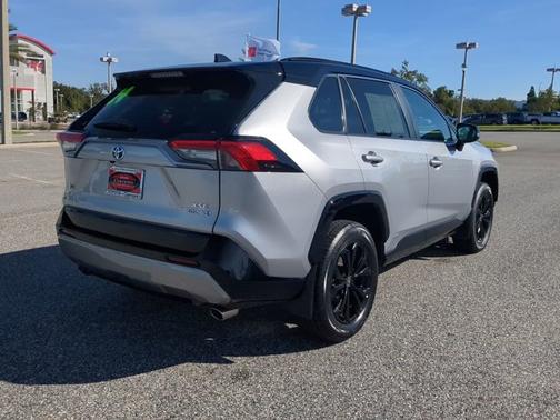 2024 Toyota RAV4 Hybrid XSE