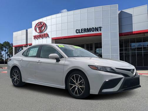 2023 Toyota Camry SE