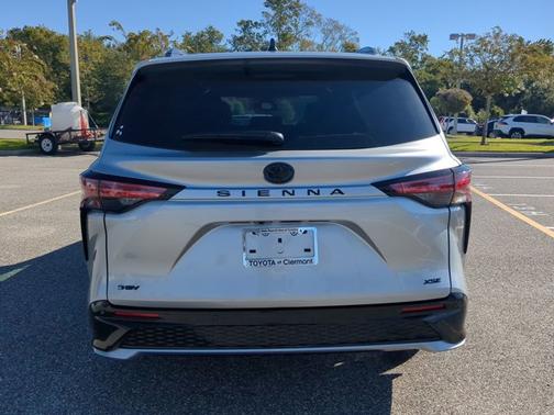 2025 Toyota Sienna XSE