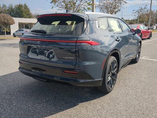 2026 Toyota Crown Signia Limited