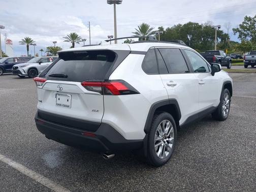 2025 Toyota RAV4 XLE Premium