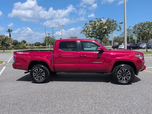 Barcelona Red Metallic 2022 Toyota Tacoma TRD Sport
