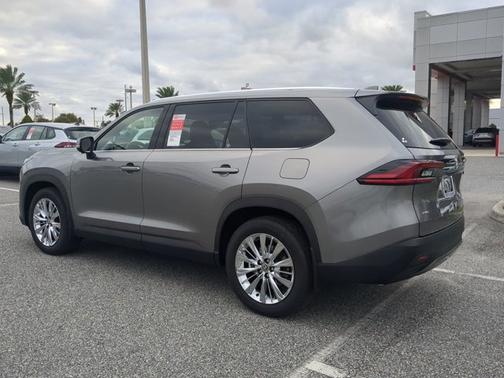 2026 Toyota Grand Highlander Platinum