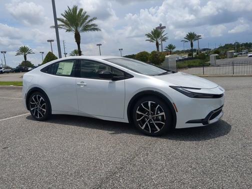 2025 Toyota Prius Plug-In Hybrid XSE