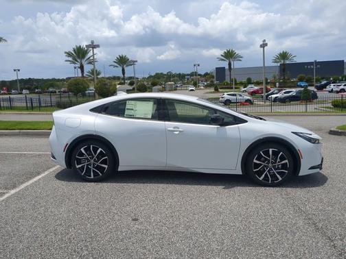 2025 Toyota Prius Plug-In Hybrid XSE