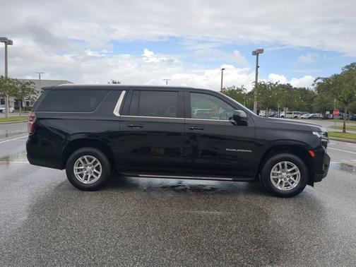 2021 Chevrolet Suburban LS