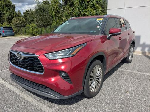 2023 Toyota Highlander Platinum